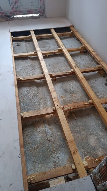 Döşəmə işləri: Laminat ustasi Her nov laminatlarin vurulmasi 90 derece,duz,sahmat — 7