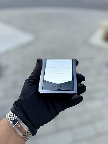 Vertu: Vertu rəng - Ağ — 12