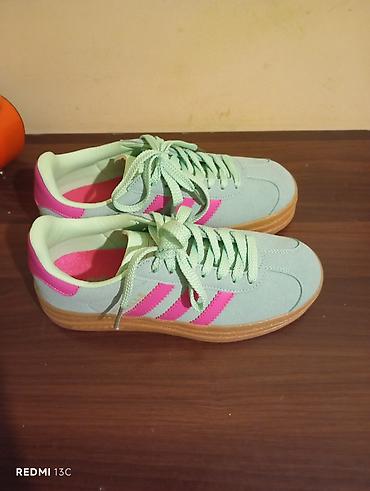 krossovka: Adidas, Ölçü: 37, rəng - Yaşıl, İşlənmiş — 2