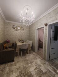 Həyət evləri və villaların satışı: Binəqədi qəs. 3 otaqlı, 52000 kv. m, Kredit yoxdur, Yeni təmirli -da lalafo.az — 5 Həyət evləri və villaların satışı: Binəqədi qəs. 3 otaqlı, 52000 kv. m, Kredit yoxdur, Yeni təmirli — 5