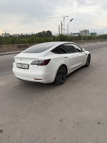 купить кожаные сиденья для авто бу: Тесла модуль 3 электромобиль 2021 год запас хода 450 км зарижаеца в