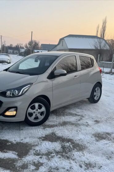 Chevrolet: Chevrolet Spark: 2019 г., 0.1 л, Робот, Бензин, Хэтчбэк