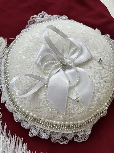 Digər aksesuarlar: 1- Nigah üçün Swarovski qaşlı qələm və üzüklər üçün yasdıq. Marry me — 2