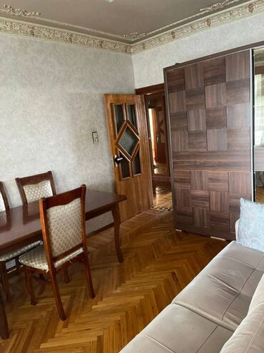 Köhnə tikili: Bakı, 4 otaqlı, Köhnə tikili, m. Xalqlar Dostluğu, 100 kv. m — 4