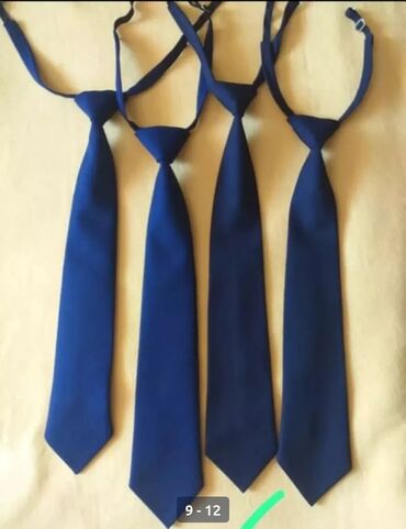 красный галстук: ГАЛСТУКИ НОВЫЕ.Для взрослых. Цвета разные:: черный, синий, серый