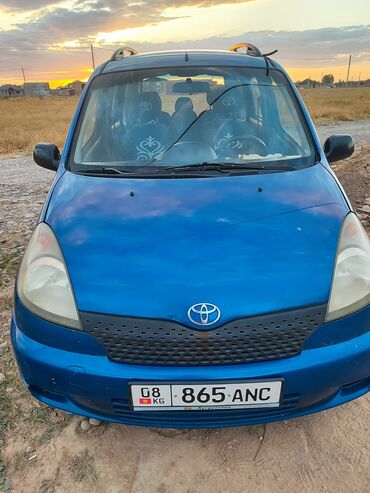 купить машины: Синий минивэн Toyota Yaris Verso год выпуска 2000, оснащенный