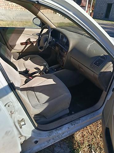 Daewoo Leganza: 2000 г., 1.5 л, Механика, Седан