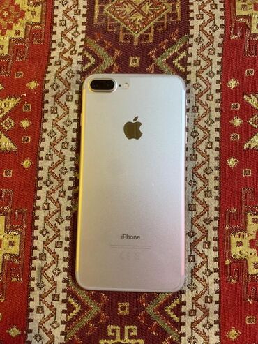 Apple iPhone: IPhone 7 Plus, 32 GB, Matte Silver, Barmaq izi