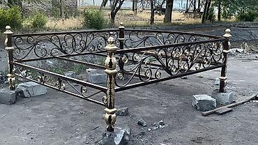 Ремонт и строительство: - Материал: сталь, художественная ковка. - Конструкция: прямоугольная — 1