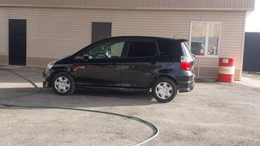 Honda: Honda Fit: 1.5 л, Автомат, Бензин, Хэтчбэк