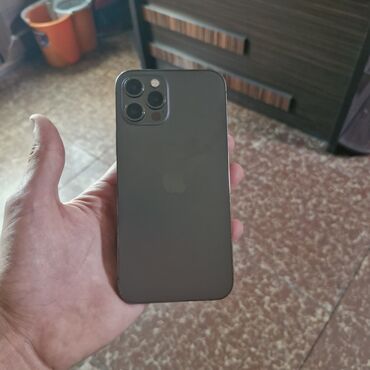 Mobil telefonlar: IPhone 12 Pro, 128 GB, Qara