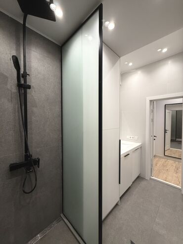 Посуточная аренда квартир: 2 комнаты, Душевая кабина, Постельное белье, Кондиционер — 10