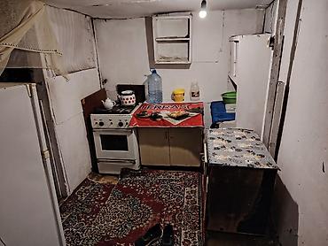 Kirayə evlər: 1 nəfər Oğlan otaq yoldaşı lazımdır. Siqaretdən, içkidən uzaq olsun — 4