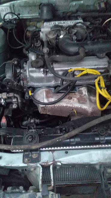 дверка: Mazda 626: 1990 г., 2 л, Механика, Бензин, Хэтчбэк — 5