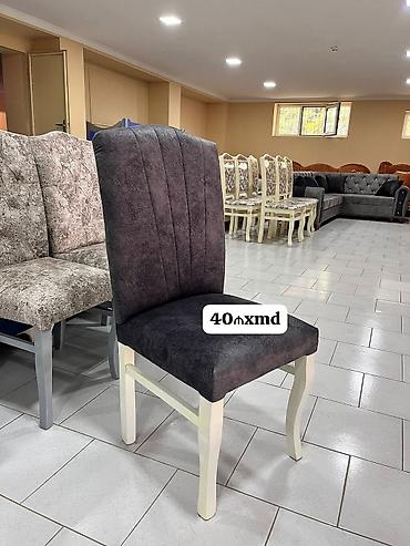metbext masası: Yumşaq oturacaqlı yemək otağı stulu - Rəng: tünd-boz oturacaq və arxa — 1