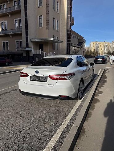 лексия машина: Toyota Camry: 2020 г., 2.5 л, Автомат, Гибрид, Седан — 2