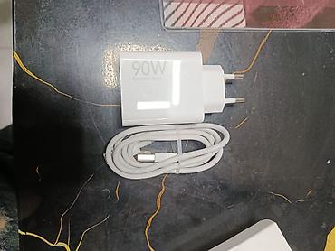 adaptör: Məhsul: Xiaomi 90W HyperCharge Combo (Type‑A) Xüsusiyyətlər: - Güc — 4