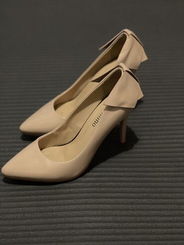 вечерние женские туфли: Туфли Gelsomino, 36, цвет - Бежевый