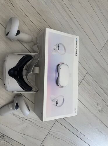 купить oculus quest 1: Продам очки виртуальной реальности Meta quest 2, с коробкой и