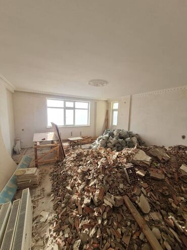 Yeni tikili: Bakıxanov qəs., 4 otaqlı, Yeni tikili, m. Koroğlu, 2 kv. m -da lalafo.az — 4 Yeni tikili: Bakıxanov qəs., 4 otaqlı, Yeni tikili, m. Koroğlu, 2 kv. m — 4