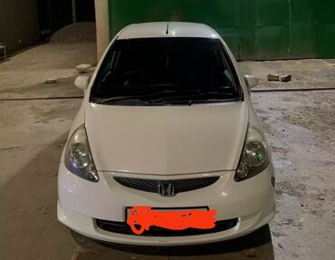 car kg: Honda Fit: 2002 г., 1.3 л, Автомат, Бензин, Универсал