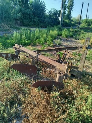 traktor altlıqlı qadın çəkmələri: Kotan satılır
