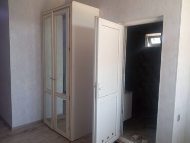 Həyət evi alıram: Pirşağı qəs. 4 otaqlı, 150 kv. m, Yeni təmirli