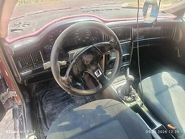 Audi: Audi 80: 1990 г., Седан — 12