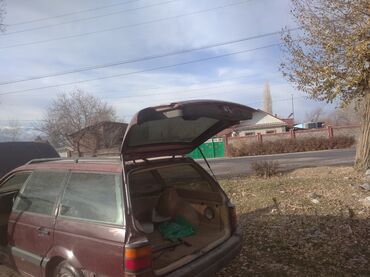 Volkswagen: Volkswagen Passat Variant: 1988 г., Механика, Бензин, Универсал — 9