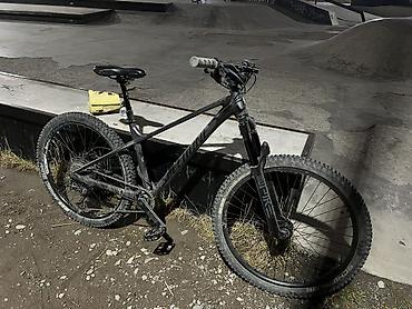 Горный велосипед, Specialized, Рама M (156 - 178 см), Алюминий, Б/у