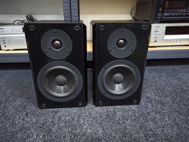 Zvučnici i stereo sistemi: Yamaha NX-E 100 Type: 2 way, 2 driver loudspeaker system Frequency — 4