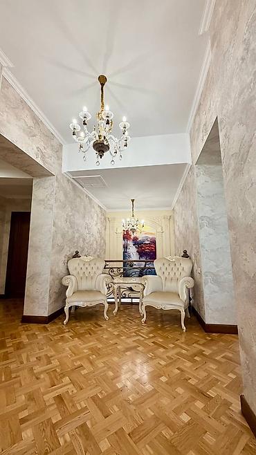 Үйлөр: 4 бөлмө, 294 м², 8 соток, Орто-Сай, Кыймылсыз мүлк агенттиги — 9