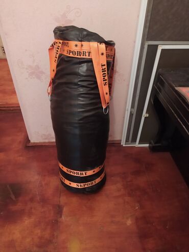 adam boks torbası: Boks üçün qruşa uzunluğu 120 sm