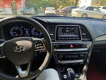 byd e1: Hyundai Sonata: 2022 г., 2 л, Автомат, Газ, Седан — 10