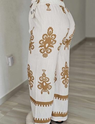 Pantalone: 06. Pantalone 
M/L i Xl/2xl — 26