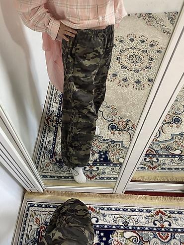 комуфляжные штаны: Широкие камуфляжные брюки - Принт: классический камуфляж — 2