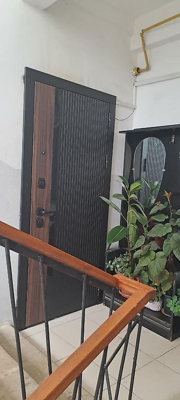 Günlük kirayə mənzillər: 3 otaqlı — 1