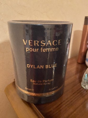 qadın xəz papaqları: Versace dylan blue