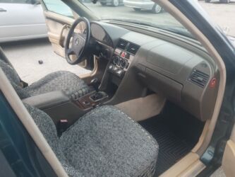 Mercedes-Benz: Mercedes-Benz C 180: 1.8 l | 1996 il Sedan — 7