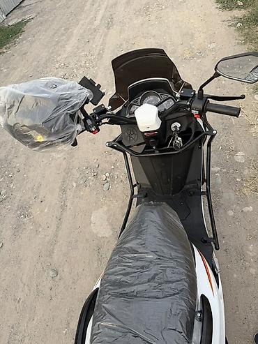 t max: Скутер Макси 0 пробег! Новый! Защиткой - Кузов спортивного стиля — 3