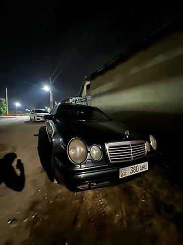 Mercedes-Benz E-Class: 1997 г., 4.3 л, Автомат, Бензин, Седан