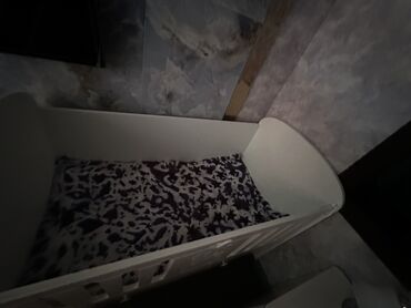 qız ucun yataq: Qız üçün, Yeni, Beşik