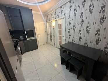 Yataq otağı dəstləri: Təknəfərlik çarpayı, 2 tumba — 12