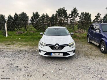Transport: Renault Clio: 1.2 l | 2016 year | 43900 km. Hatchback