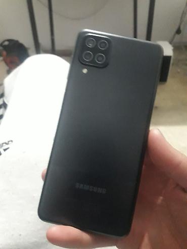 64: Смартфон Samsung Galaxy A12 (черный) - Экран 6.5" с вырезом — 3