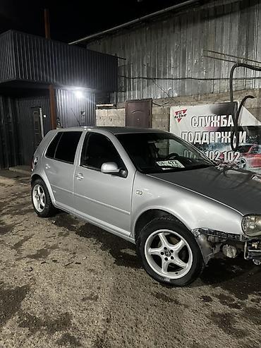 битые машины продажу: Volkswagen Golf: 2002 г., 1.6 л, Механика, Бензин, Хэтчбэк — 2