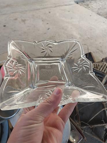 Наборы посуды: Набор столовой посуды (разнородные предметы): - Стеклянная круглая — 3