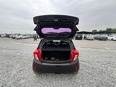 Chevrolet: Chevrolet Spark: 2018 г., 1 л, Автомат, Бензин, Хэтчбэк — 9