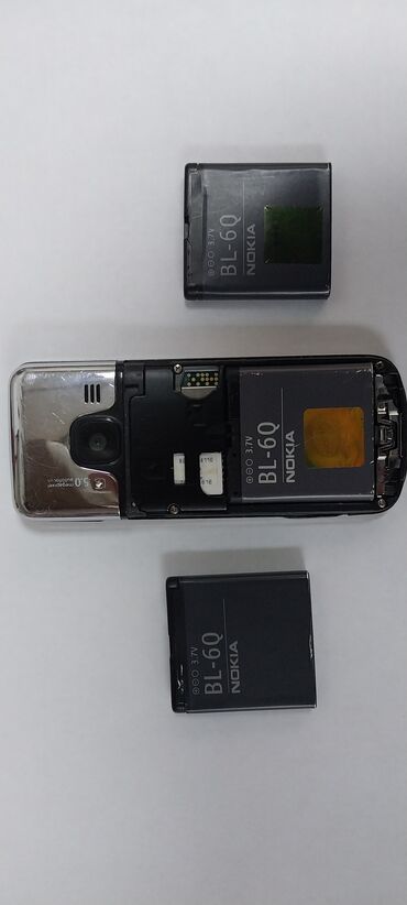 6700: Nokia 6700 Slide, rəng - Gümüşü