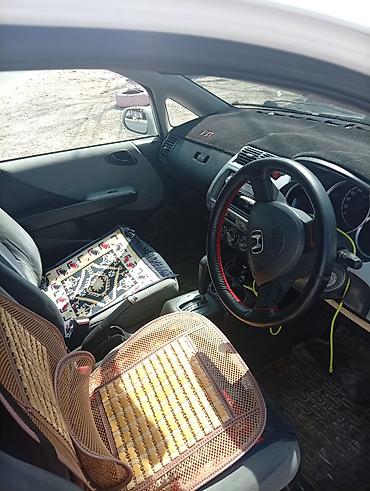 legend: Honda Fit: 2003 г., 1.3 л, Автомат, Бензин, Хэтчбэк — 4